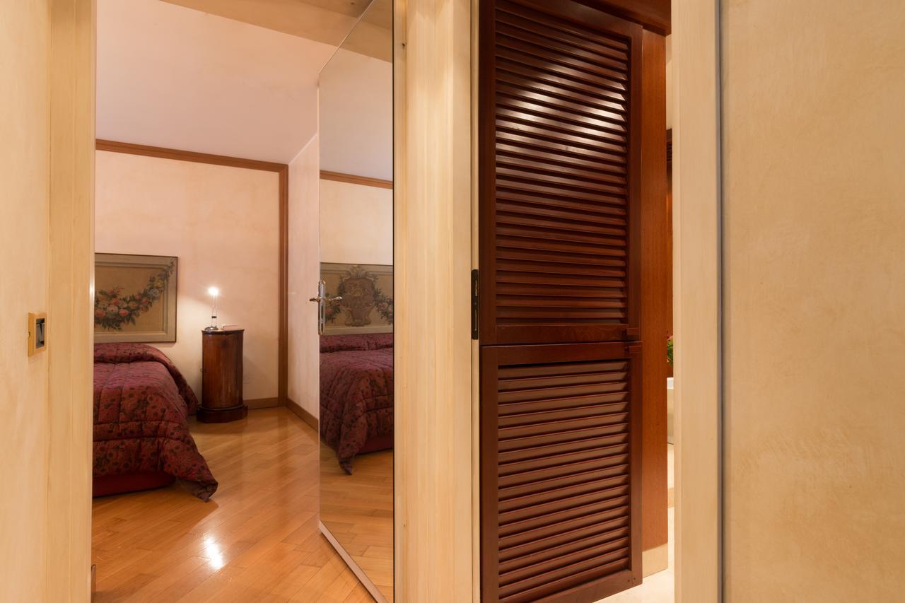 Appartamento La Fenice Double Canal View